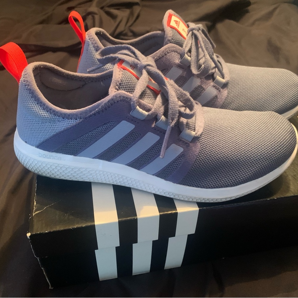 Women’s Size 8.5 Adidas